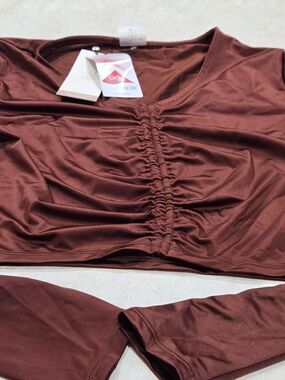 Calia Swin Ruched Front Cropped Rashguard NWT Size Small Metallic Red Brown